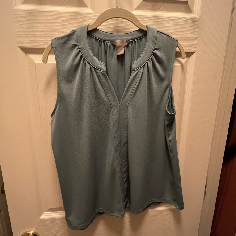 H&M Sleeveless Blouse
